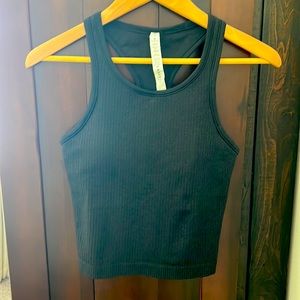 Lululemon ebb to street crop top black size 8